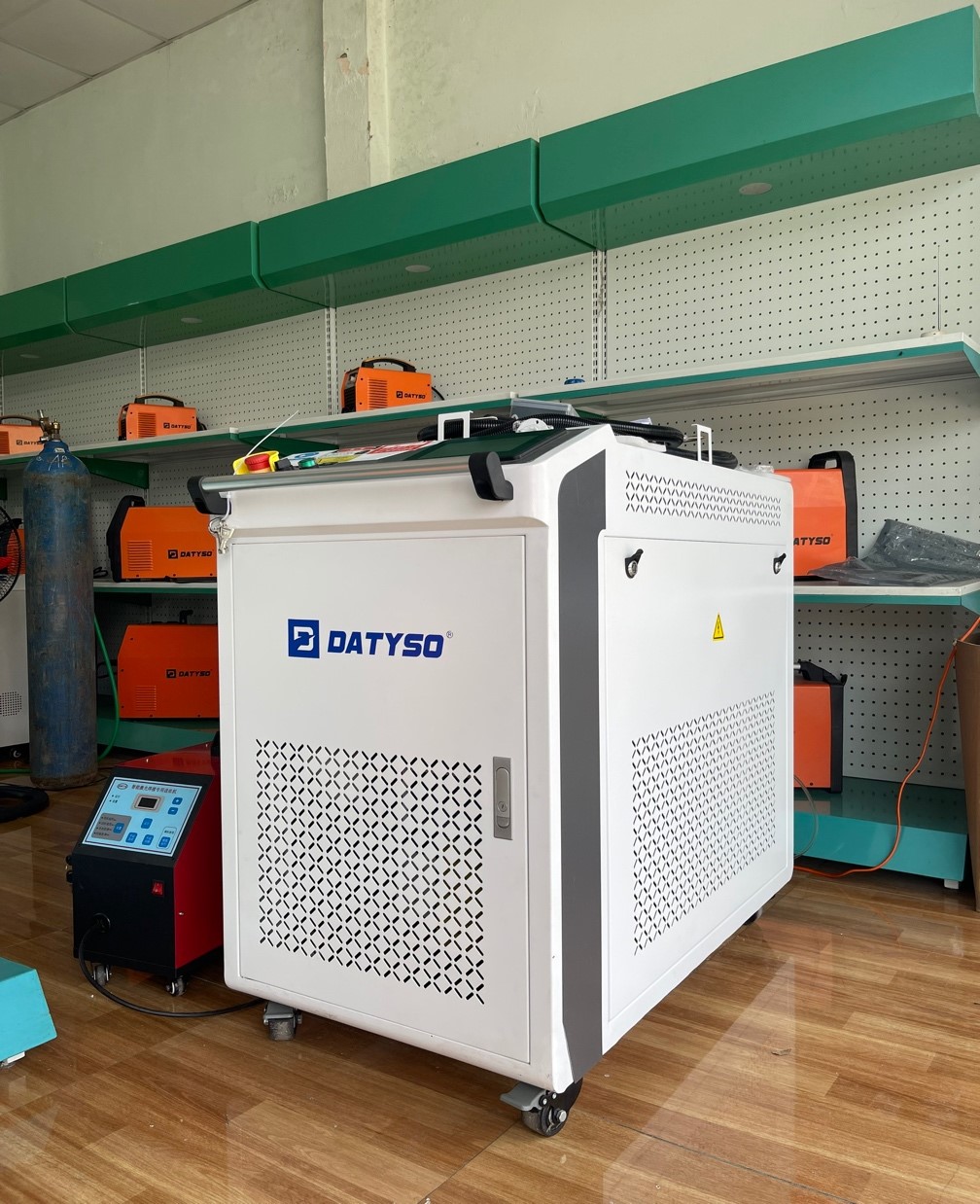 Máy hàn laser Công nghệ hiện đại trong công nghiệp